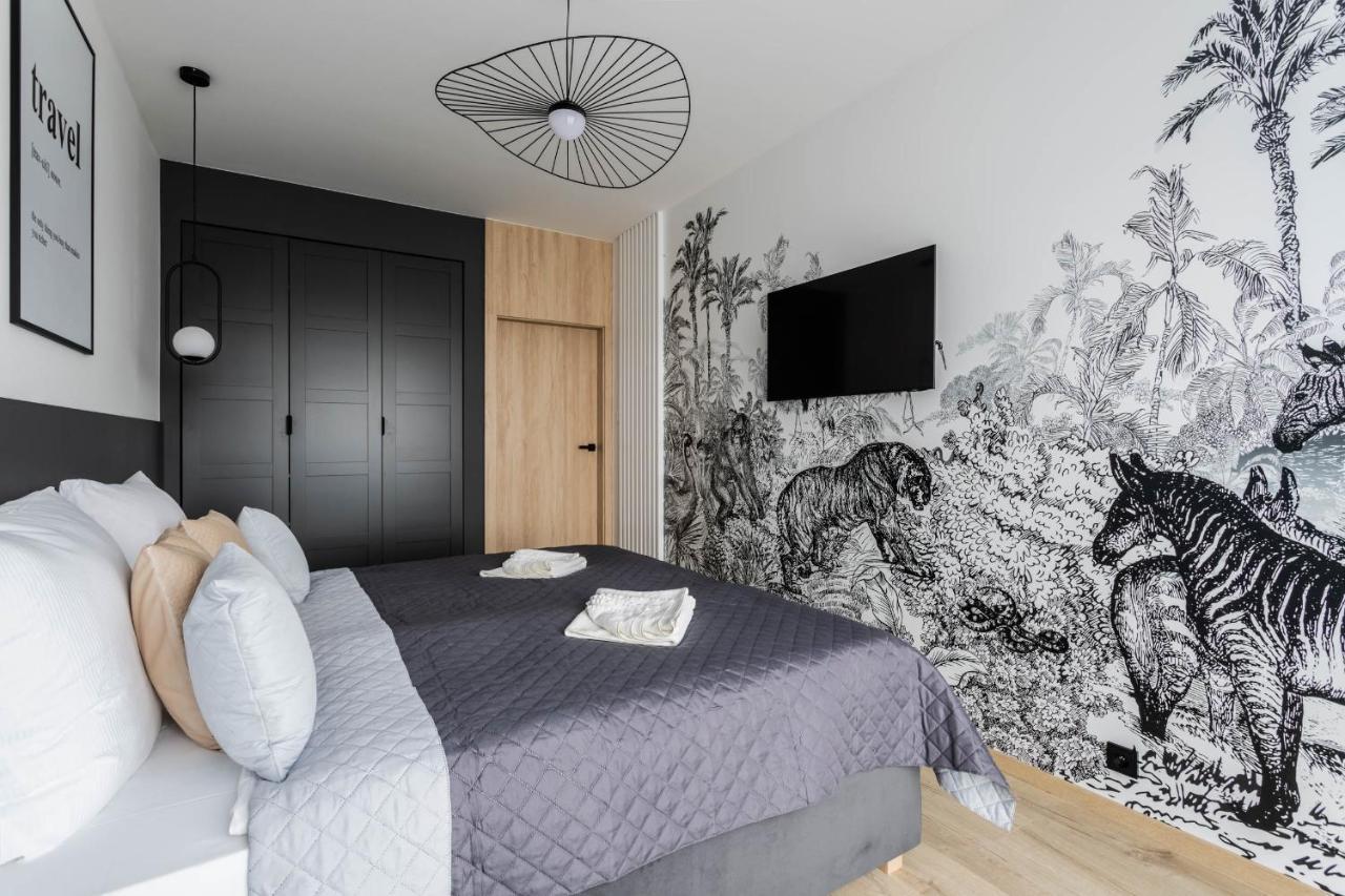 Klimatyzowany Apartament Very Berry Z Parkingiem W Poznaniu By Noclegi Renters Экстерьер фото